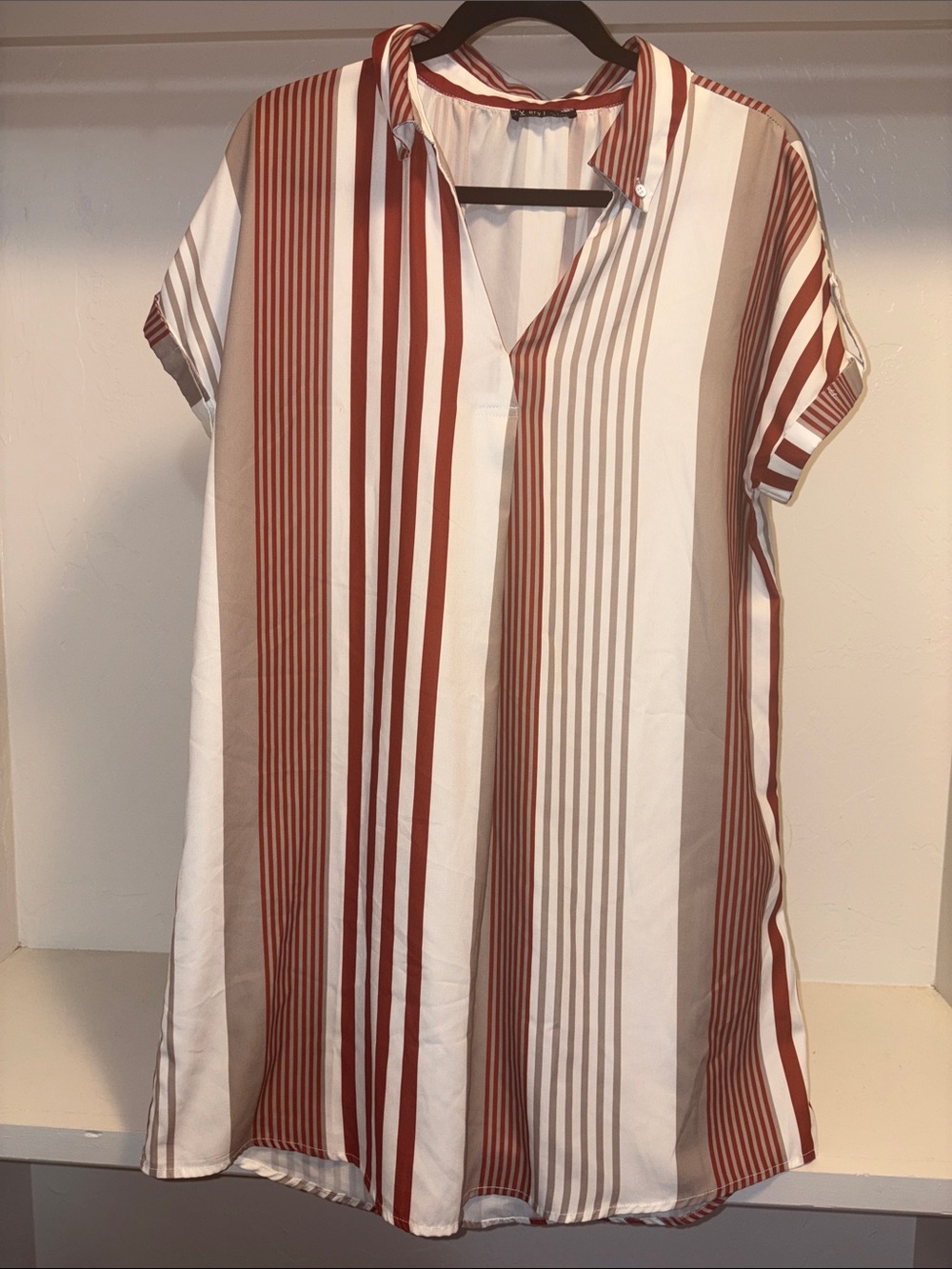 Very J Rust and Cream Striped V-Neck Short Sleeve Tunic